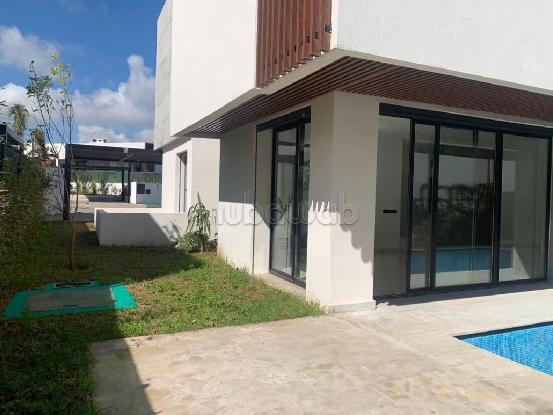 Villa 350 m² for rent in Bouskoura CGI — Photo 3