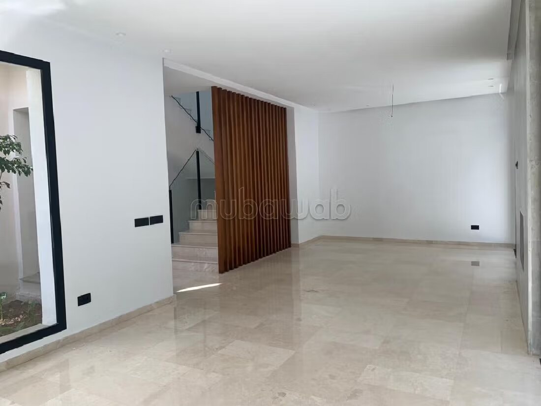 Villa 350 m² for rent in Bouskoura CGI — Photo 9