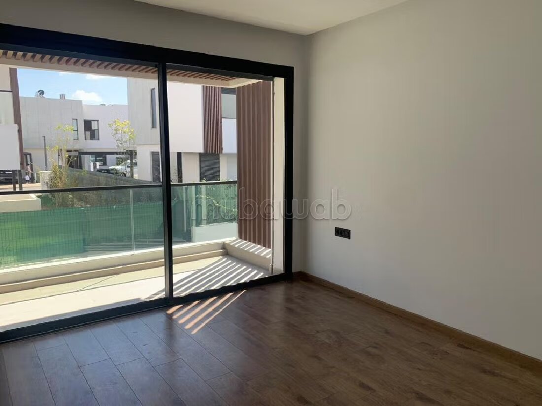 Villa 350 m² for rent in Bouskoura CGI — Photo 17