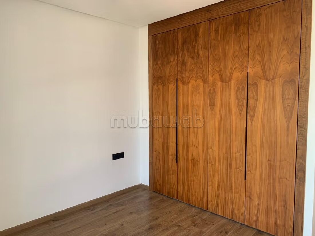 Villa 350 m² for rent in Bouskoura CGI — Photo 18
