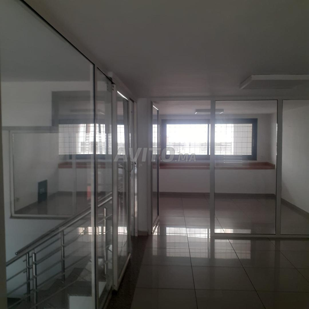 Commercial unit 211 m² for rent in Hassan, Rabat — Photo 4