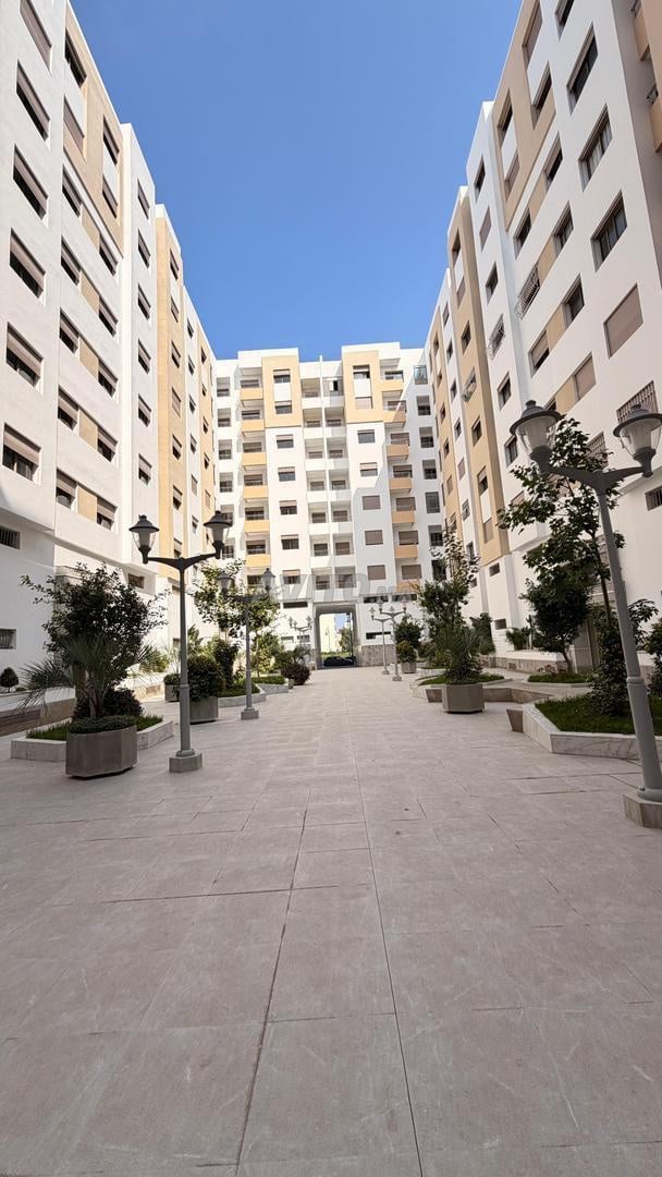 شقةuxe للاستئجار في طنجة