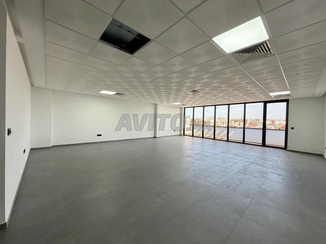 Office 90 m² for rent in Salé-Tabriquet — Photo 5