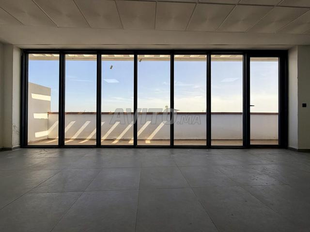 Office 90 m² for rent in Salé-Tabriquet — Photo 7