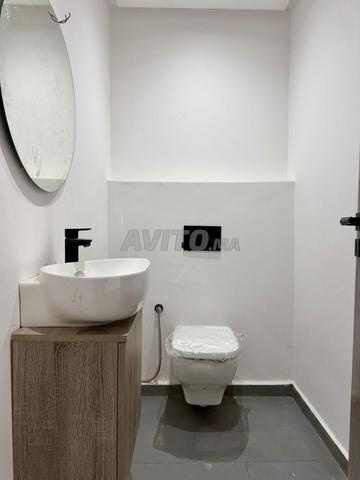 Office 90 m² for rent in Salé-Tabriquet — Photo 13