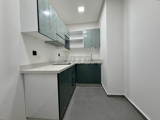 Office 90 m² for rent in Salé-Tabriquet — Photo 17