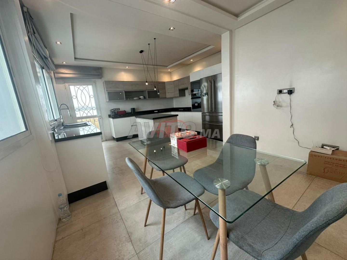 Sale of 4-room apartment of 175 m2 in Casablanca