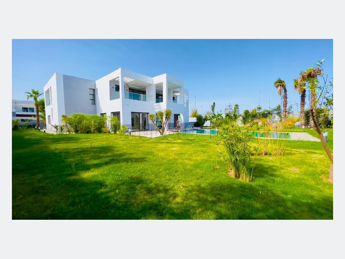 Villa 1800 m² à louer à Rabat — Photo 6
