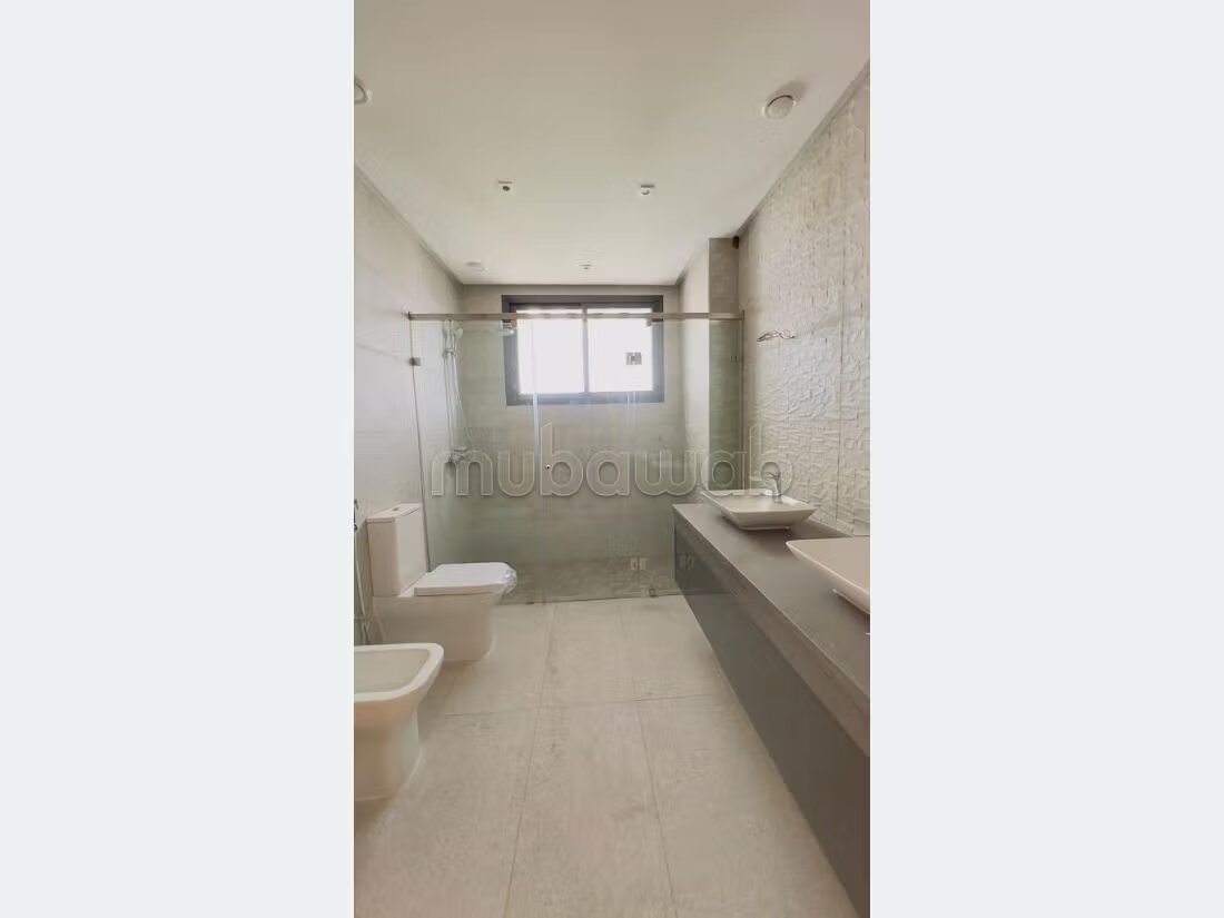 Villa 1800 m² à louer à Rabat — Photo 17