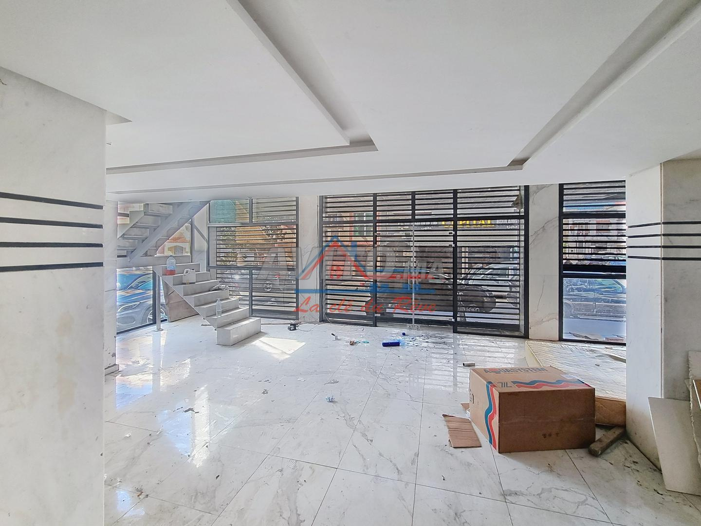 محل تجاري 230م² للايجار في الرباط ماسيور — Photo 3