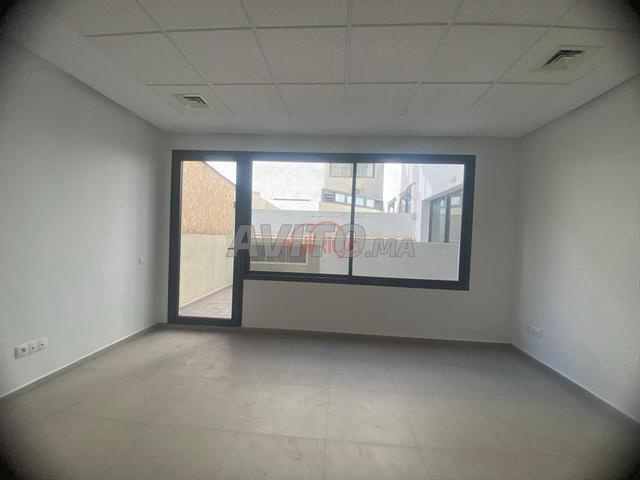 Bureau 47 m² à louer à Casablanca — Photo 3