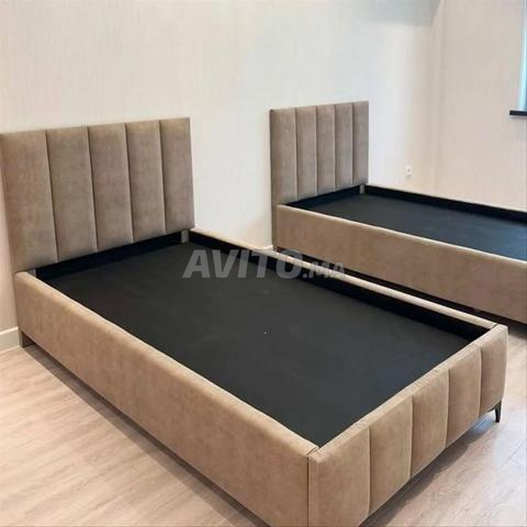 2 lits simples modernes – Tête capitonnée à louer à Agadir — Photo 2