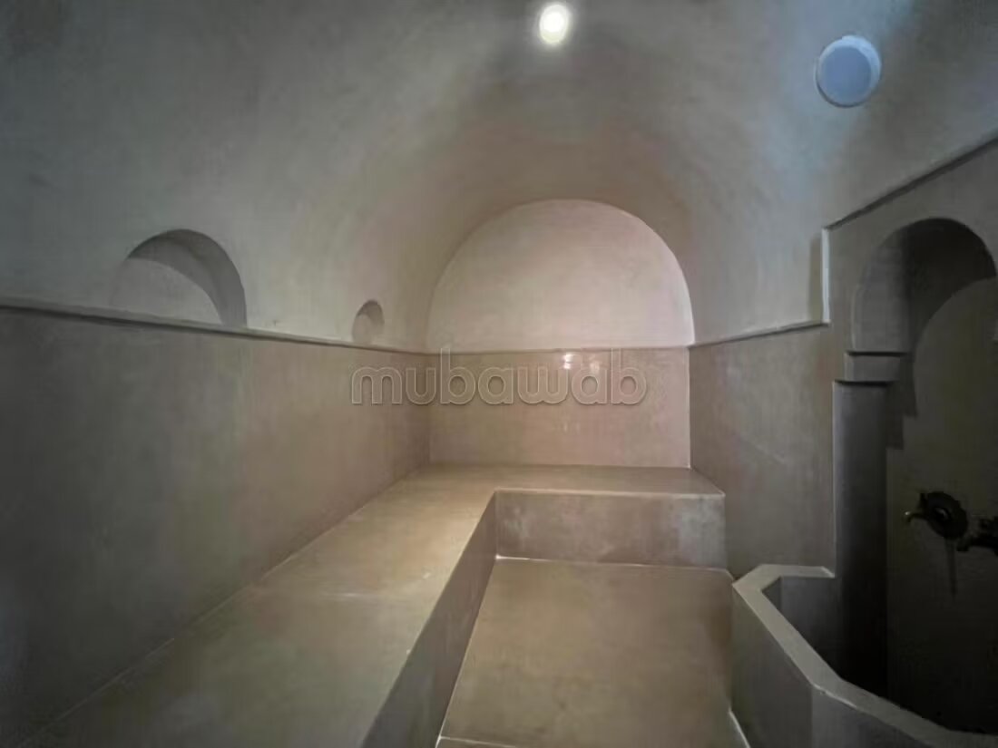 مكتب 99 م² للايجار في مراكش (الغيزي) - 17000 درهم شهريًا — Photo 13
