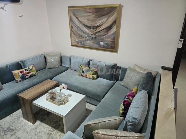 Living Room in Excellent Condition