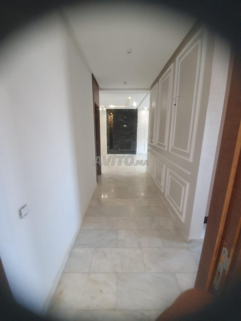 شقة 3 غرف 125 م² للإيجار في الرباط (منزه) — Photo 3