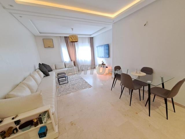 Apartment 101 m² for rent in Casablanca (Triangle d'Or) — Photo 2