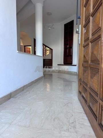 فيلا 300 م² للإيجار في الرباط – حي الرياض — Photo 2