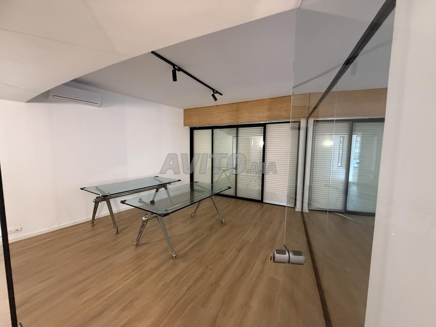 Office 1700 m² for rent in Rabat — Photo 8