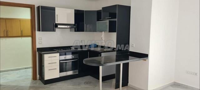 شقة استوديو 43 م² للايجار في الدار البيضاء — Photo 2
