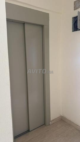 Bureau 100 m² à louer à Casablanca (Al Fida) — Photo 3