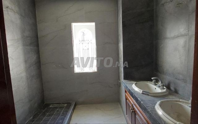 مكتب 660 م² للإيجار في الرباط (حي الرياد) — Photo 13