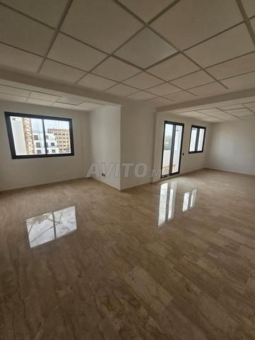 81 m² Office for Rent in Casablanca, Hospital District — Photo 3