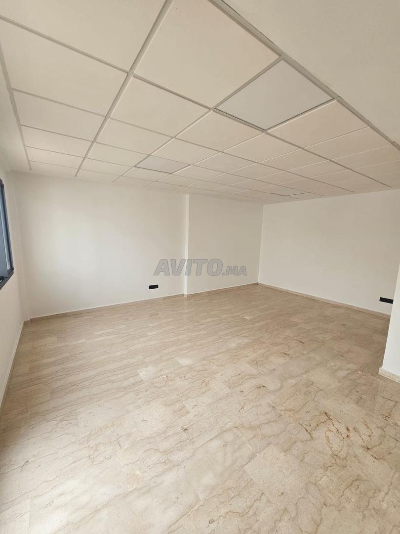 81 m² Office for Rent in Casablanca, Hospital District — Photo 8