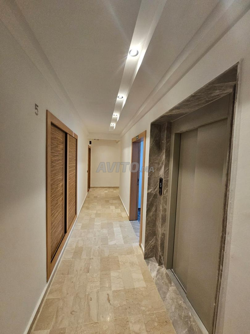 81 m² Office for Rent in Casablanca, Hospital District — Photo 28