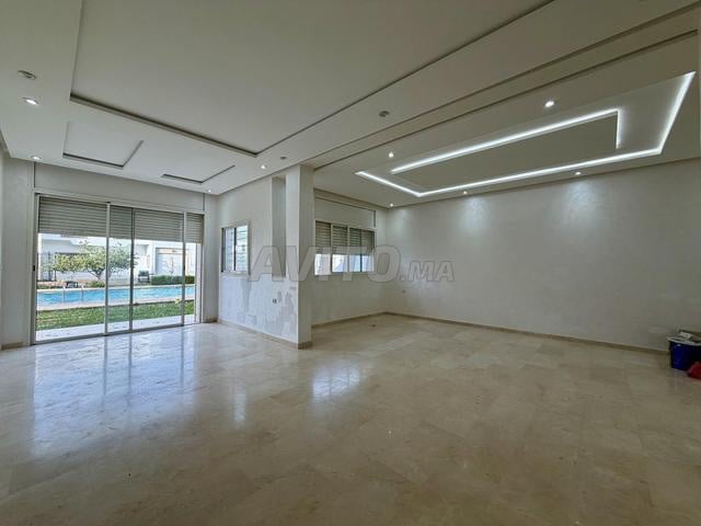 Villa 200 m² à louer à Témara — Photo 2