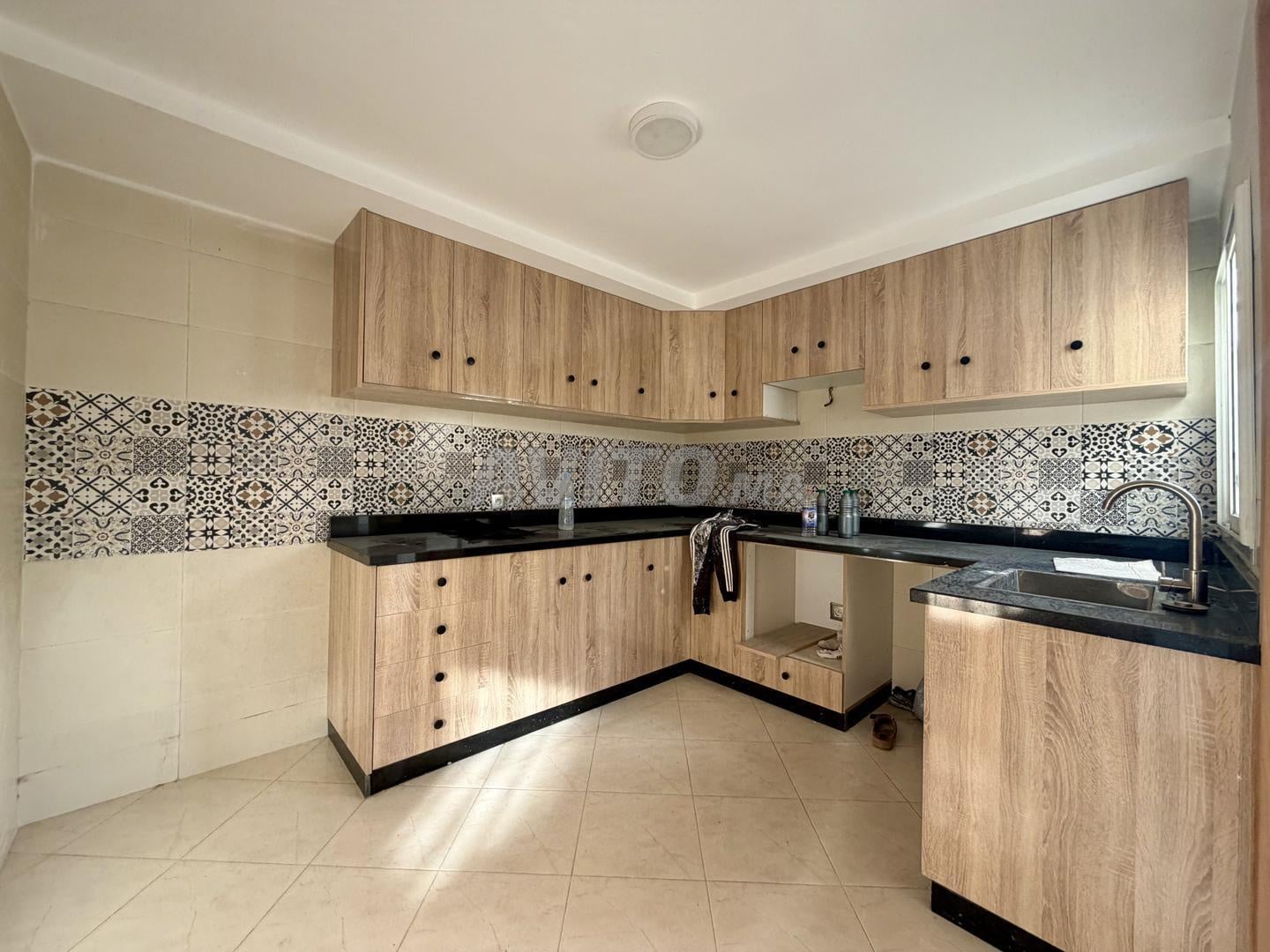 Villa 200 m² à louer à Témara — Photo 9