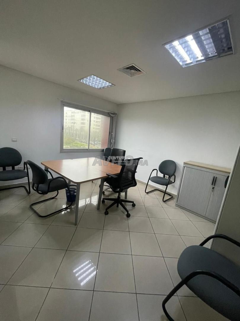 Furnished Office 90 m² for Rent in Mohammédia (Parc District) — Photo 18