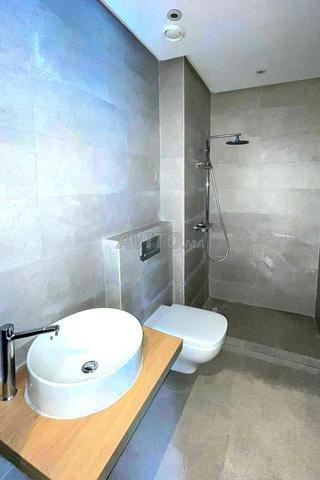 Villa 200 m² for Rent in Casablanca (Dar Bouazza) — Photo 18