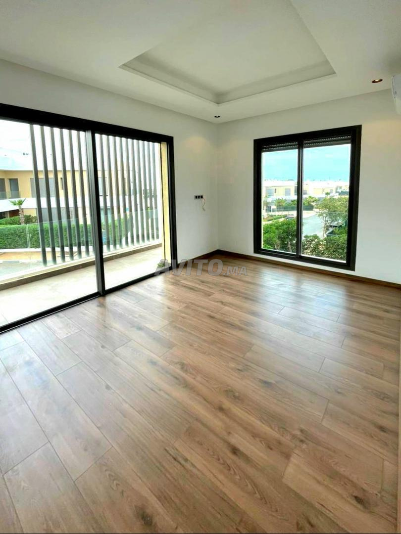 Villa 200 m² for Rent in Casablanca (Dar Bouazza) — Photo 5