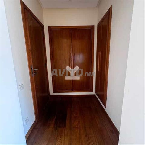 Appartement 202 m² à louer à Casablanca Marina — Photo 4