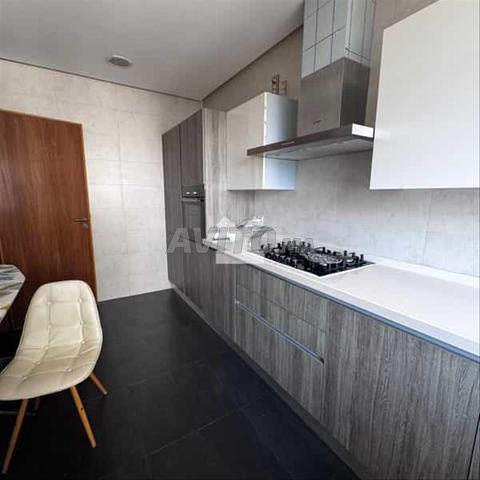Appartement 202 m² à louer à Casablanca Marina — Photo 14