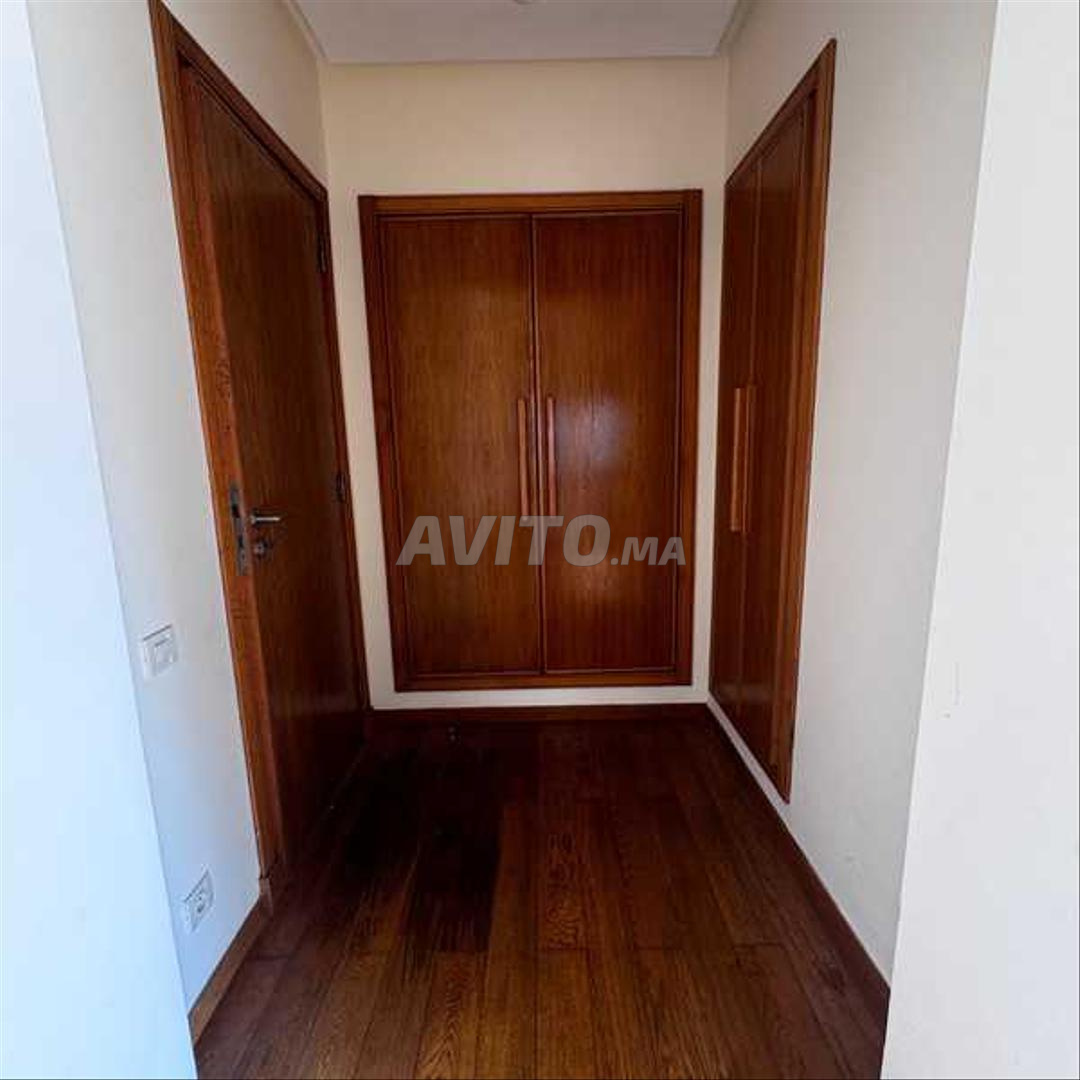 Appartement 202 m² à louer à Casablanca Marina — Photo 3