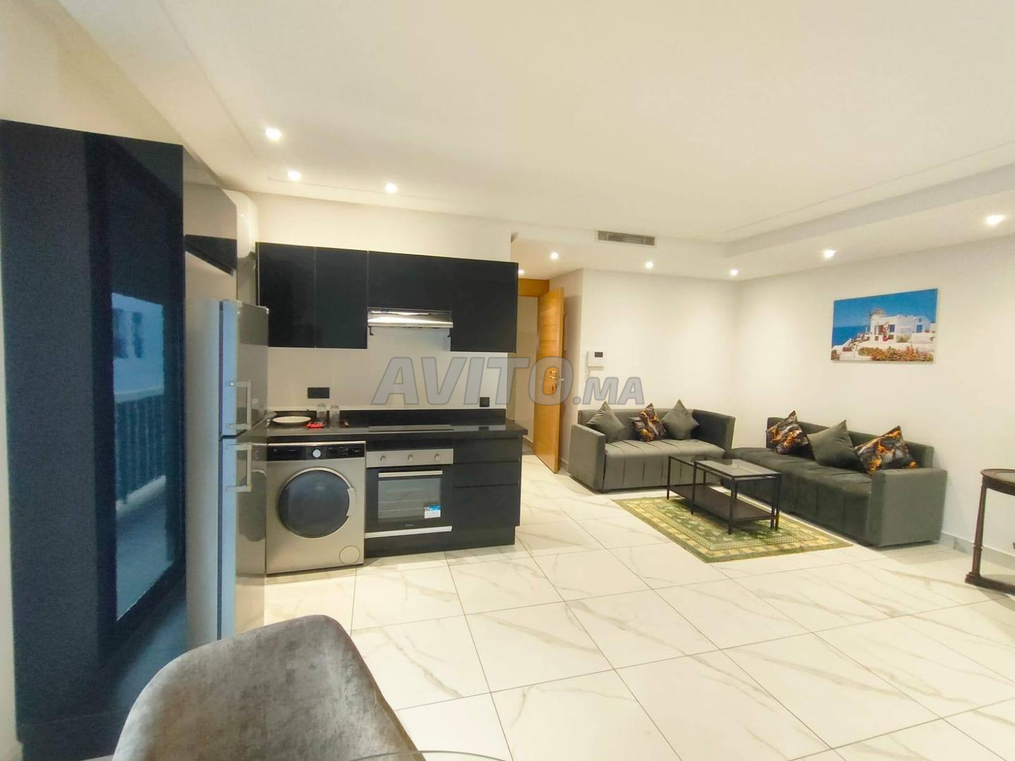 1-Bedroom Apartment 45 m² for Rent in Casablanca (Oasis District) — Photo 5