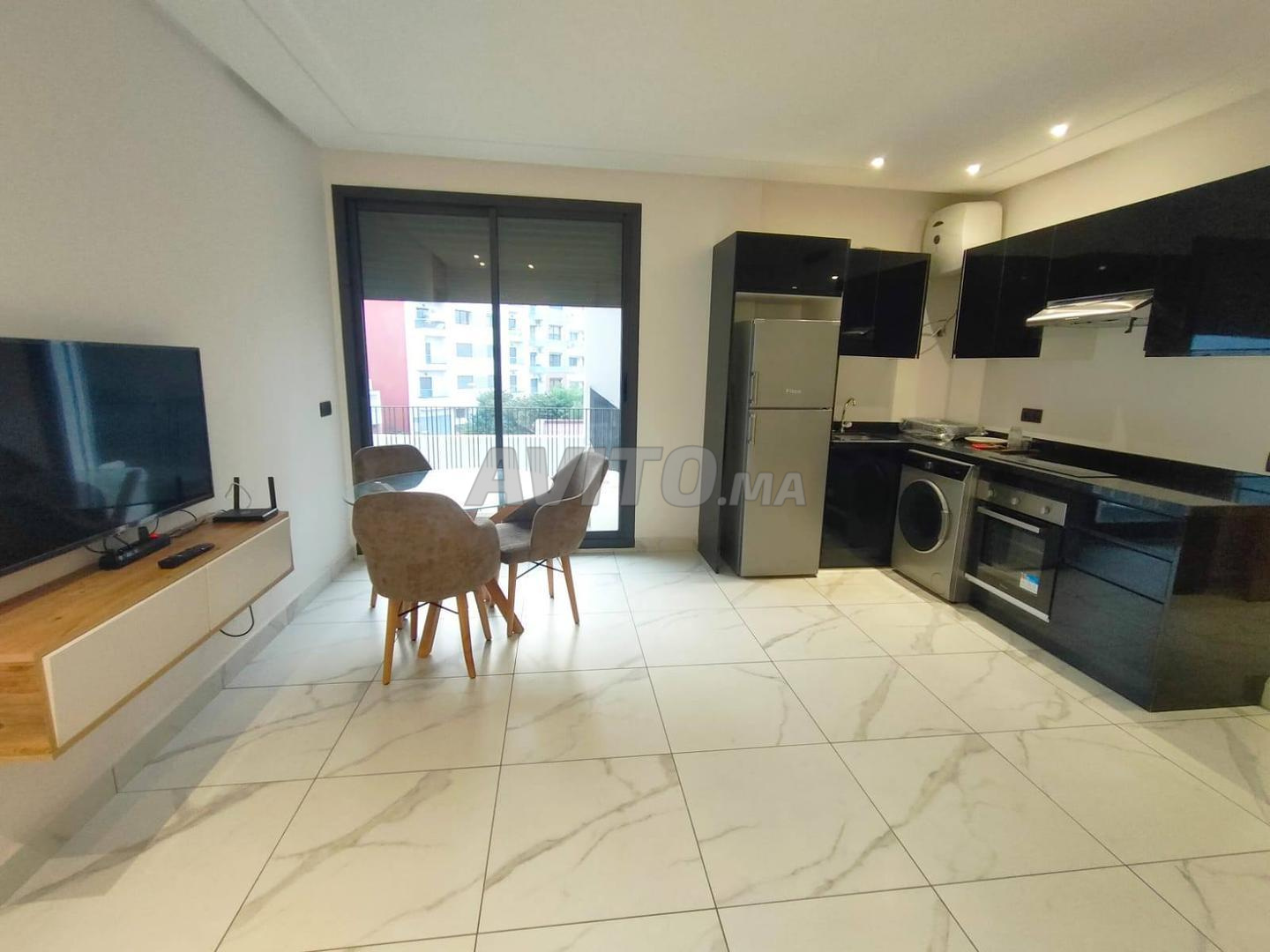 1-Bedroom Apartment 45 m² for Rent in Casablanca (Oasis District) — Photo 9