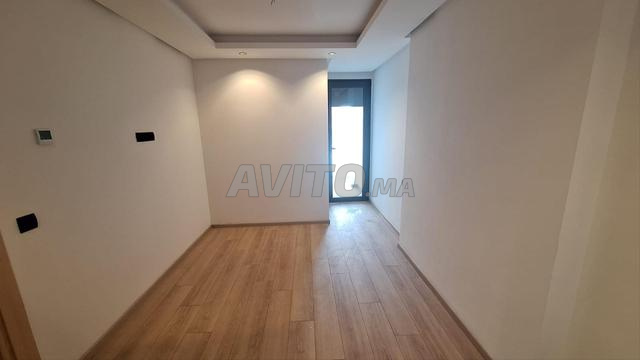 Appartement neuf 86 m² à louer à Casablanca (Centre-ville) — Photo 4