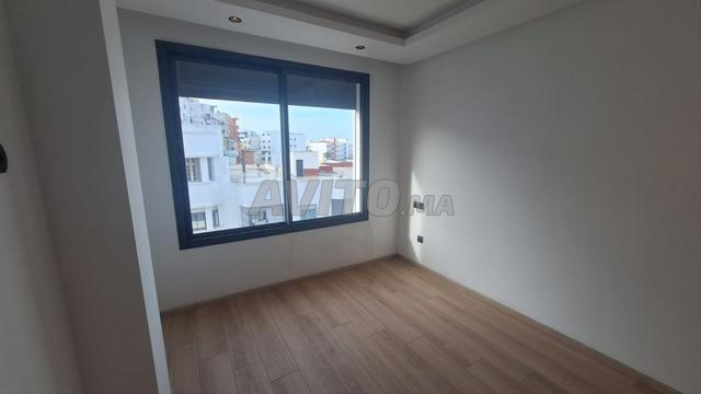 Appartement neuf 86 m² à louer à Casablanca (Centre-ville) — Photo 8