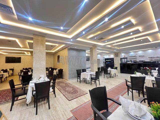 Commercial Local 376 m² for Rent in Casablanca — Photo 11