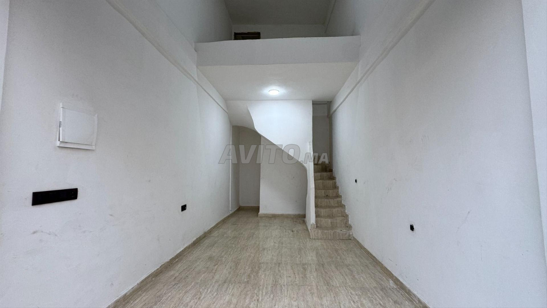 محل تجاري 25 م² للبيع في الدار البيضاء — Photo 5
