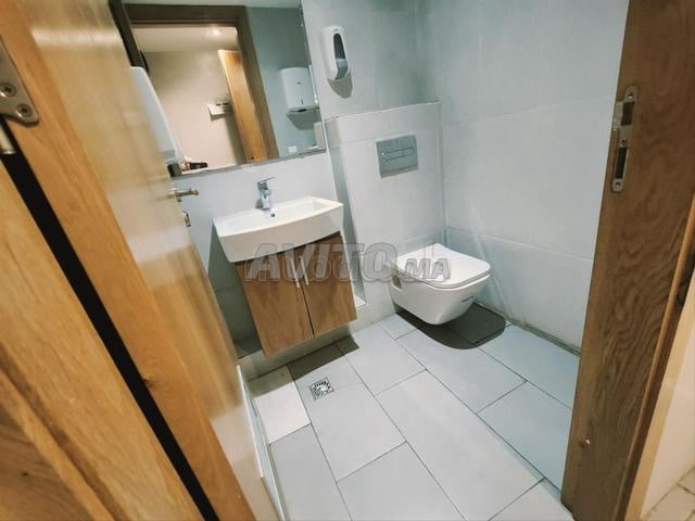 شقة غير سكنية ٩٣٢ م٢ للإيجار في الدار البيضاء Gauthier — Photo 8