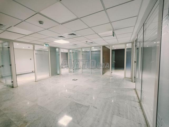 شقة غير سكنية ٩٣٢ م٢ للإيجار في الدار البيضاء Gauthier — Photo 20