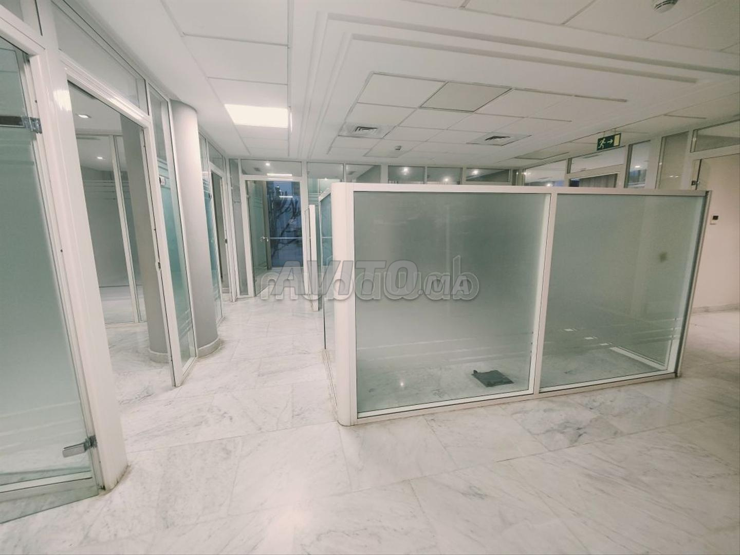 شقة غير سكنية ٩٣٢ م٢ للإيجار في الدار البيضاء Gauthier — Photo 11