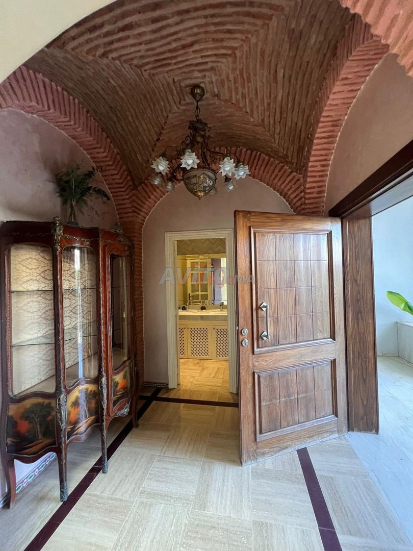 Villa 616 m² à vendre à Casablanca Sidi Maârouf — Photo 6