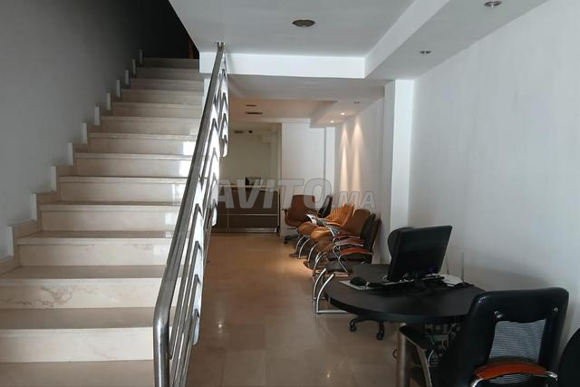 Commercial property 160 m² for sale in Casablanca — Photo 3