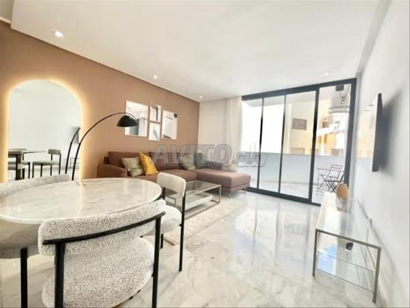 شقة مفروشة للإيجار في راسين