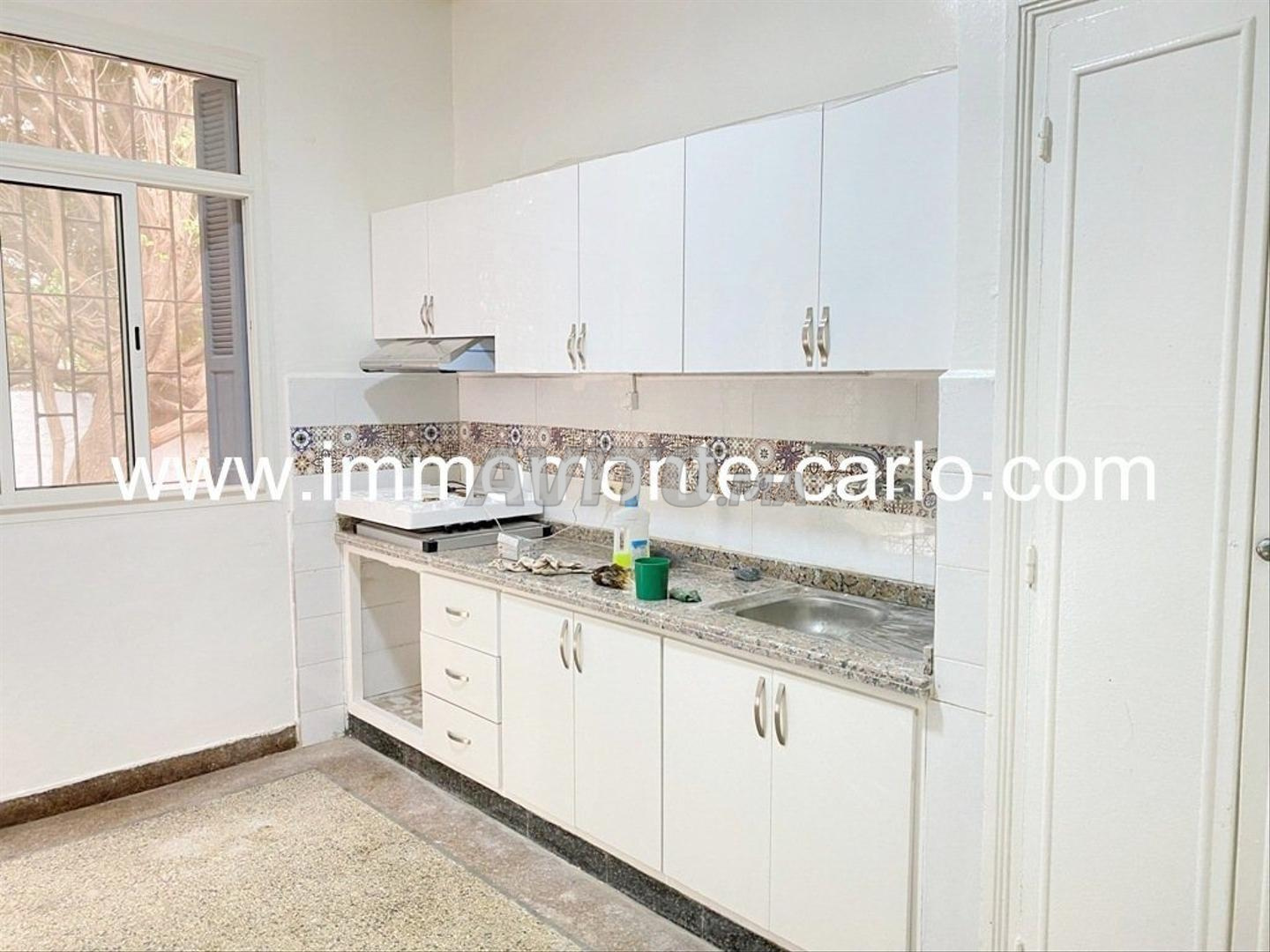 Villa 600 m² à louer à Rabat (Agdal) — Photo 5