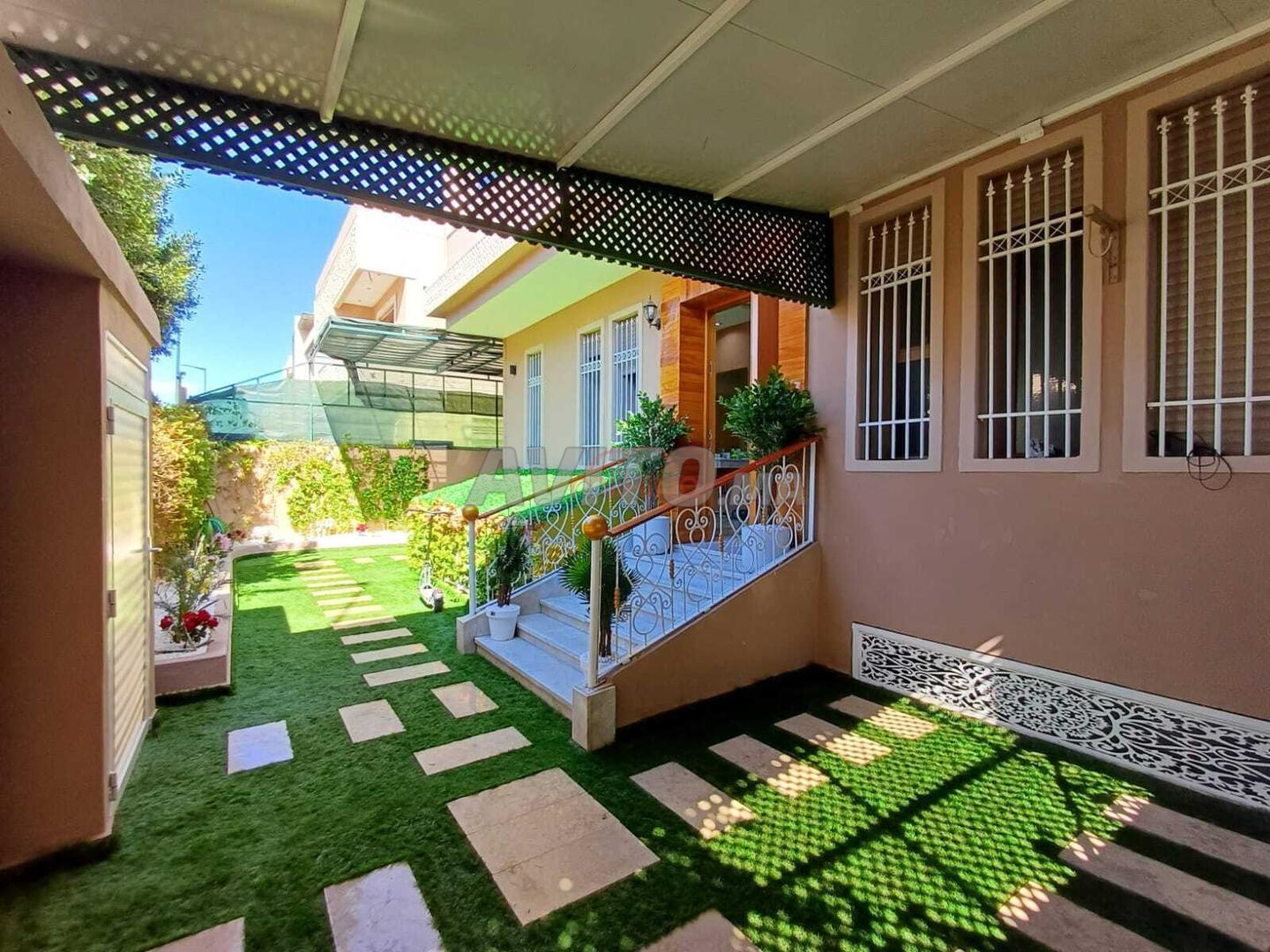 Sale of 12-room villa, 316 m2, in Marrakech